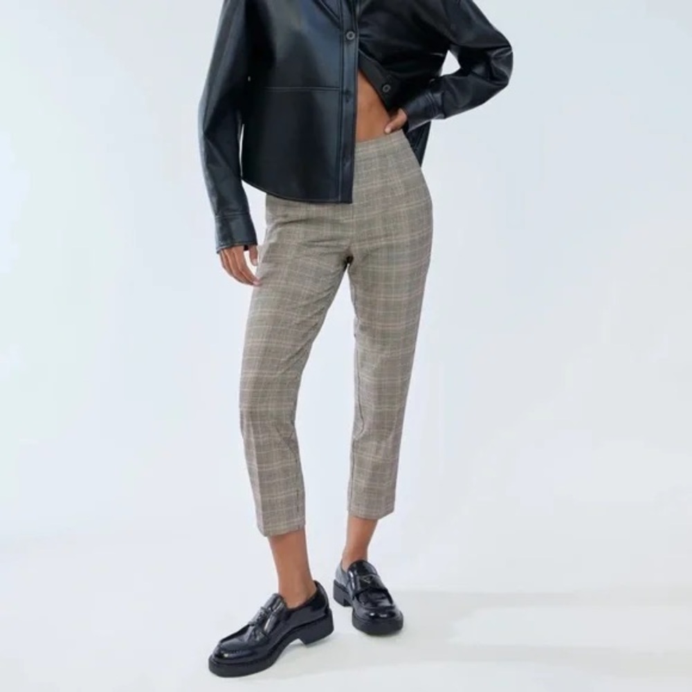 Aritzia Babaton Conan NWOT Dress Pant in Plaid